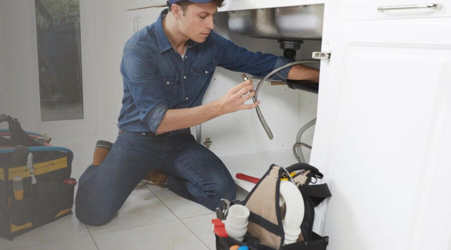 Expert burst pipe repair services in Roby, TX